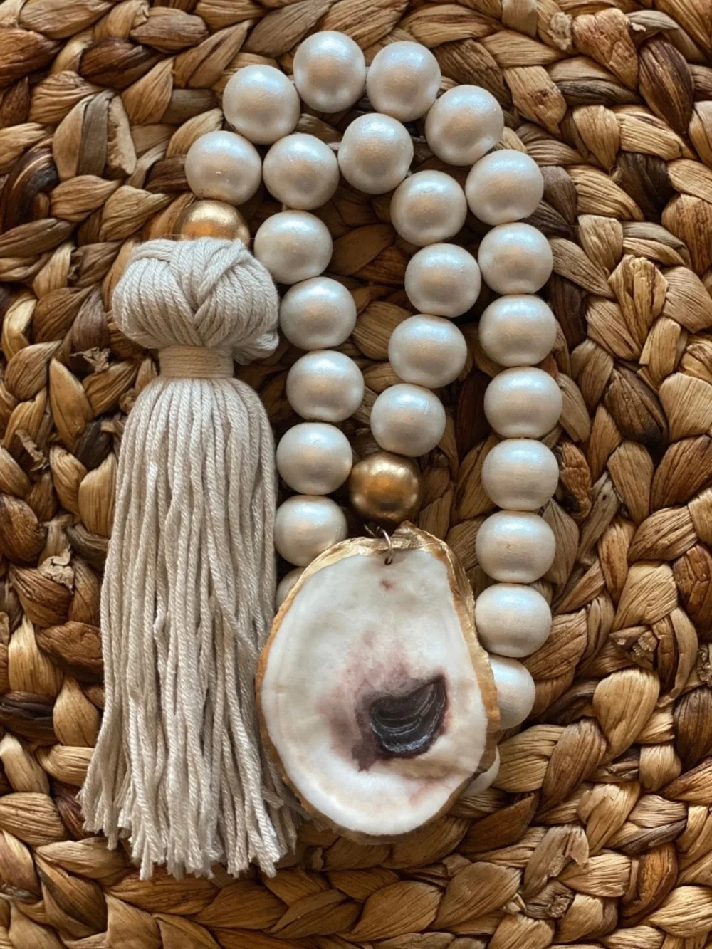 Small Blessing Bead Garland with Oyster and Tassel